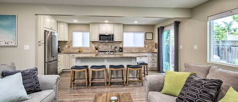 House (2 Bedrooms) | Interior