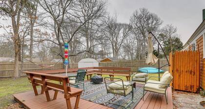 Yarmouth Vacation Rental w/ Deck: Near Swan Pond!