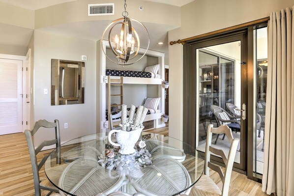 Interior - Coastal Florida Abode w/ Pool Access & Ocean Views (Panama City Beach)