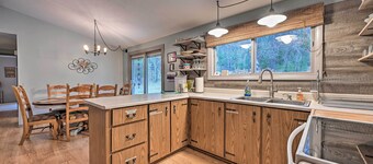 Four-season Home on Scenic Bluff Country Acreage!