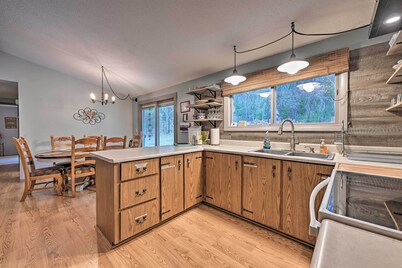 Four-season Home on Scenic Bluff Country Acreage!