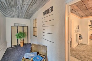 Cottage (2 Bedrooms) | Interior