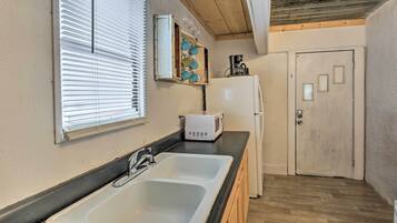 Cottage (2 Bedrooms) | Interior