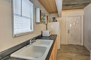 Cottage (2 Bedrooms) | Interior