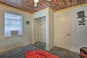 Cottage (2 Bedrooms) | Interior