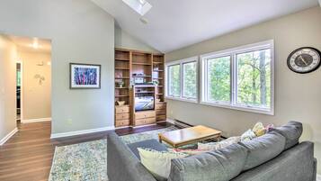 House (1 Bedroom) | Interior