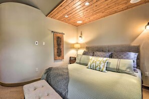 Apartment (1 Bedroom) | Interior