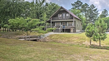 House (3 Bedrooms) | Front of property