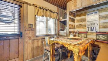 Rumah (1 Bedroom) | Interior