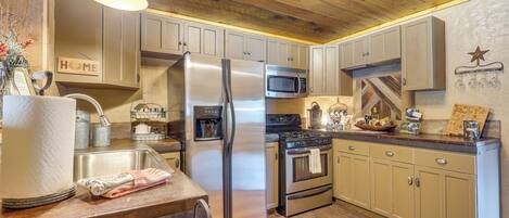 House (1 Bedroom) | Interior