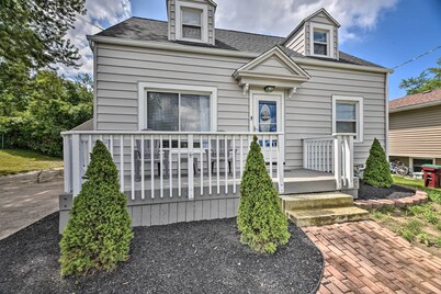 Orchard Park Home < 2 Mi to Highmark Stadium!