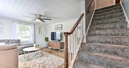 Orchard Park Home < 2 Mi to Highmark Stadium!