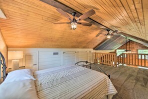 3 bedrooms, bed sheets