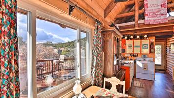 House (1 Bedroom) | Interior