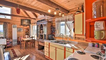 House (1 Bedroom) | Interior