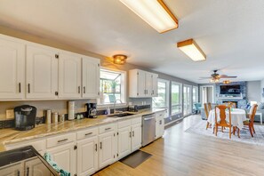 House (4 Bedrooms) | Interior - 2 Decks, Lake Views! Group Escape in Osage Beach (Osage Beach)