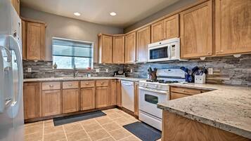 Apartemen (3 Bedrooms) | Interior