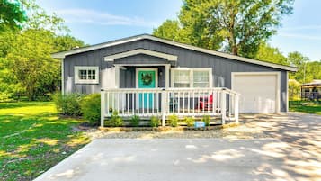 Cottage (2 Bedrooms) | Interior