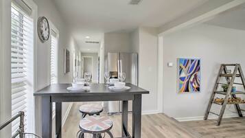 Cottage (2 Bedrooms) | Intérieur