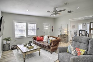 Cottage (2 Bedrooms) | Interior