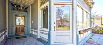 1/2 Mi to Windham Mtn: Main Street Condo