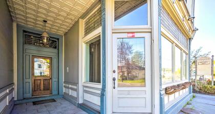 1/2 Mi to Windham Mtn: Main Street Condo