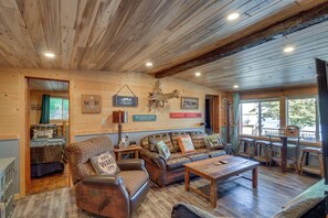 House (3 Bedrooms) | Interior - Pequot Lakes Cabin w/ Dock on Loon Lake! (Pequot Lakes)