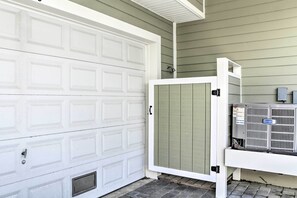 Apartment (4 Bedrooms) | Interior - Resort-style Retreat w/ Beach Access in Ocean City (Ocean City)