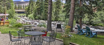 Walk to Marina: Rustic Grand Lake Retreat!