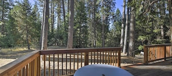 Cabin in Nat'l Forest 35 Min to Boreal Resort