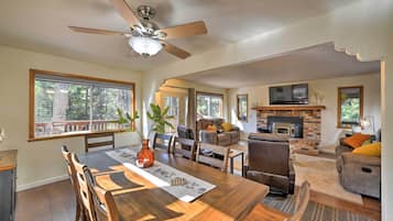 House (3 Bedrooms) | Dining