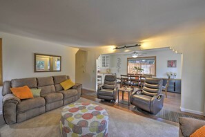 House (3 Bedrooms) | Interior