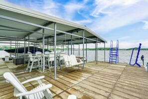 Interior - Swim, Boat & Fish: Townhome on Lake of the Ozarks (Lake Ozark)