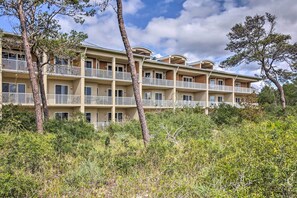 Apartment (3 Bedrooms) | Interior - 30A Retreat w/ Patio & Resort Amenities! (Santa Rosa Beach)