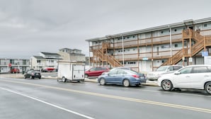Unclassified image, 3 of 34, button - < 1 Mi to Shore: Bayside Escape in Ocean City (Ocean City)