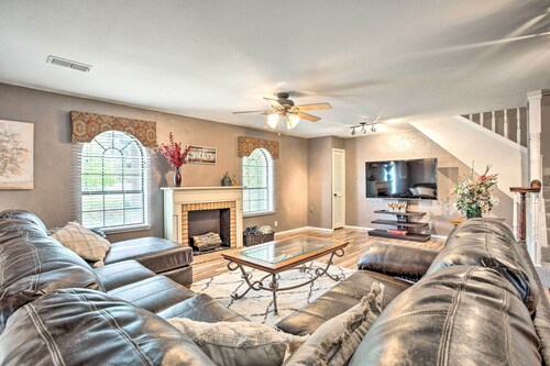 Gainesville Home w/ Outdoor Oasis, 16 Mi to Lake