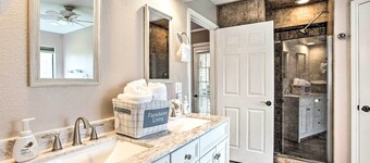 Gainesville Home w/ Outdoor Oasis, 16 Mi to Lake