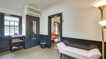 Cottage (1 Bedroom) | Interior