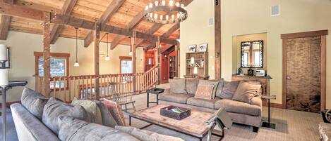 تلفزيون، مدفأة، كُتُب