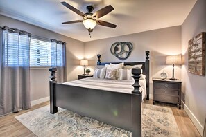 Apartment (2 Bedrooms) | Interior - Resort Condo: Golf & Pond View, Walk to Beach (Miramar Beach)