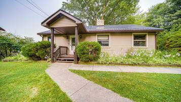 Cottage (3 Bedrooms) | Interior