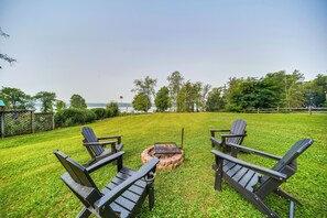 Interior - Custom-built Lakefront Cottage w/ Spacious Yard! (Westford)