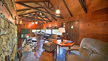 Cottage (3 Bedrooms) | Interior
