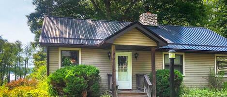 平房 (3 Bedrooms) | 住宿正面