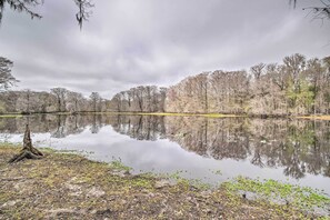 House (3 Bedrooms) | Interior - Riverfront Retreat w/ Patio in Withlacoochee (Bushnell)