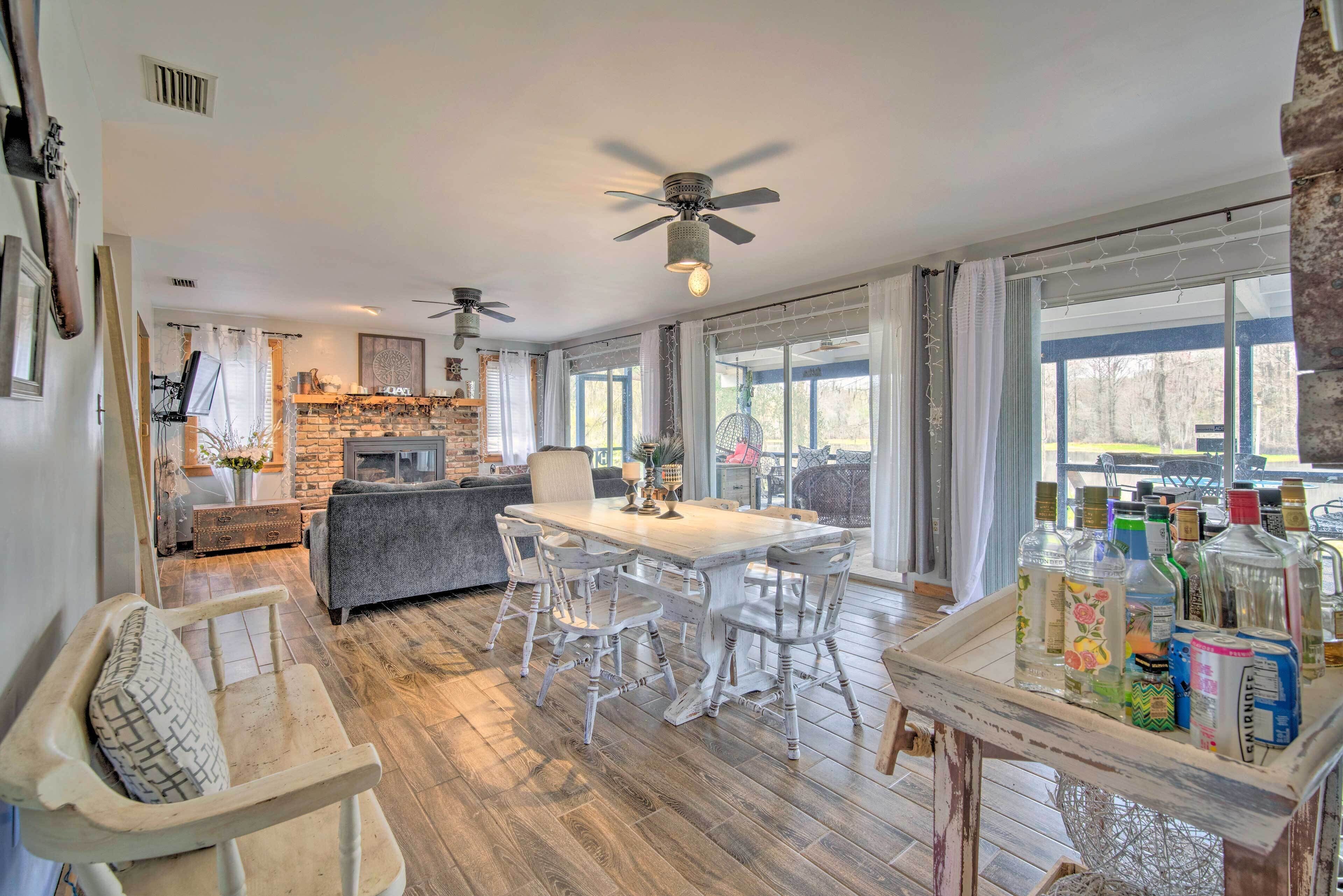 المنشأة من الداخل