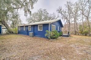 House (3 Bedrooms) | Interior - Riverfront Retreat w/ Patio in Withlacoochee (Bushnell)