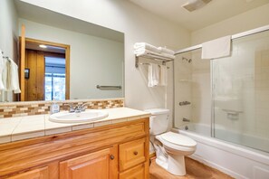 Apartment (1 Bedroom) | Interior - Mammoth Lakes Condo ~ 5 Mi to Mammoth Mtn! (Mammoth Lakes)