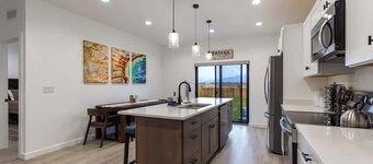 Teton Solitude - Mountain Home w/ Hot Tub