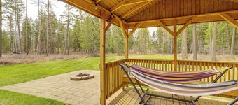 Columbia Falls Private Retreat: Pool Table & Deck!
